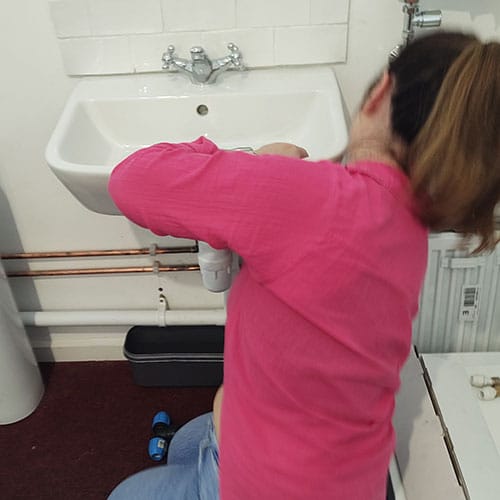 Learn plumbing skills on our Home Confidence Plumbing Courses