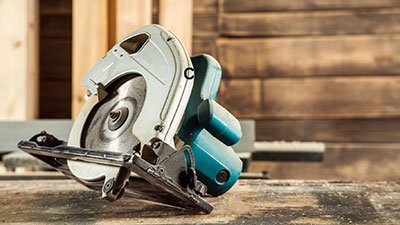 Learn to use a Circular Saw